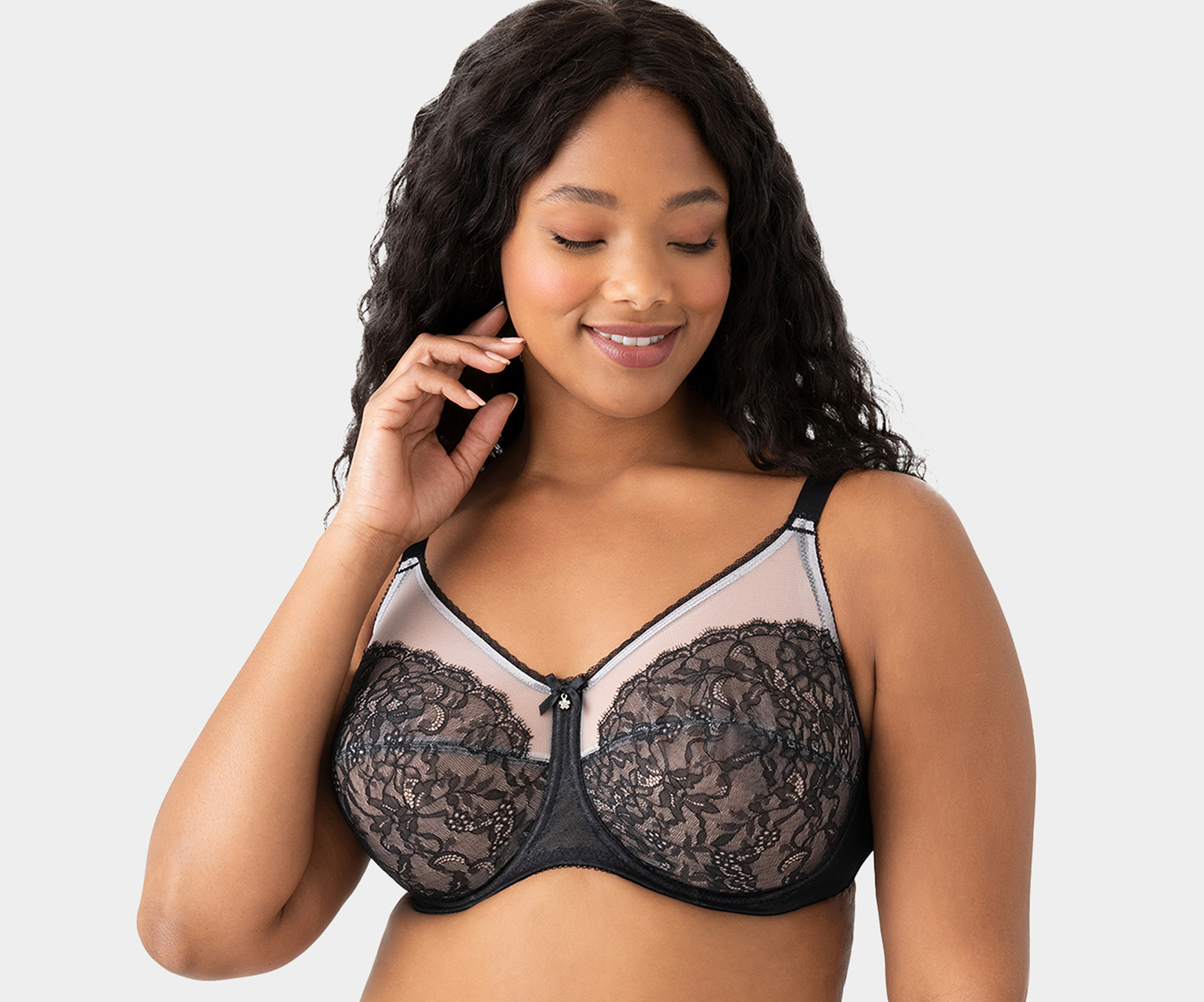 Tired of Sagging Breasts? These 5 Bras Are Made For You